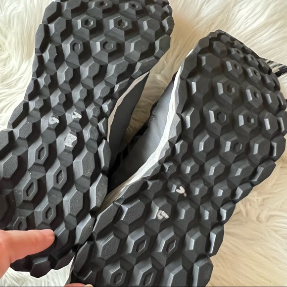 NEW BALANCE Men's Fresh Foam 1350 V1 Walking Shoe - Picture 11 of 13